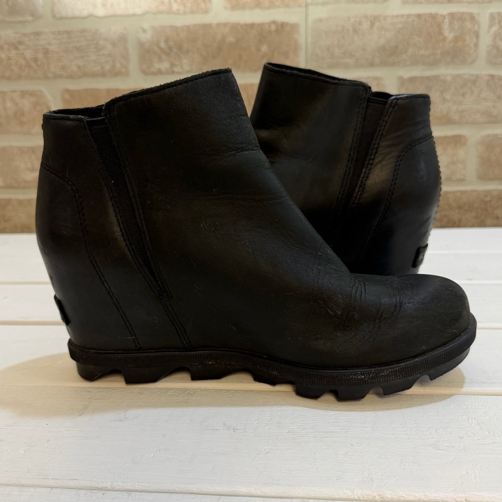 Sorel Women's Joan of Arctic Wedge II Zip Bootie Black Waterproof Leather Sz 7.5 - Picture 6 of 11